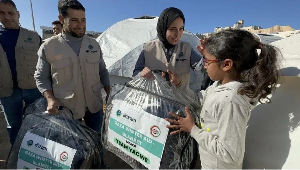 Avec - Winter Aid 2.webp